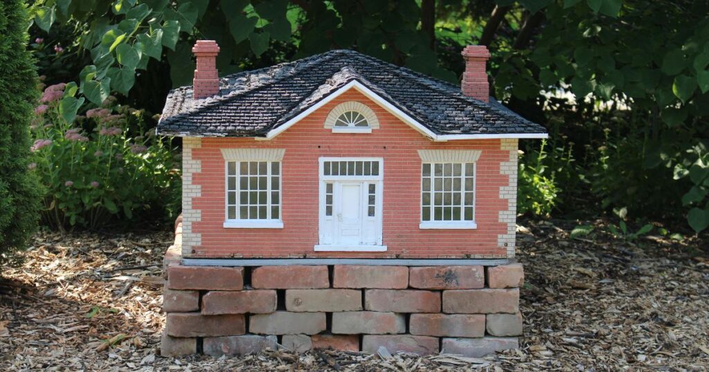 Contoh diorama rumah