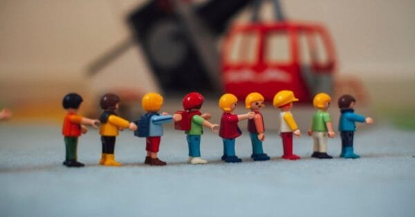 Mini figure dari bahan resin 3d printing